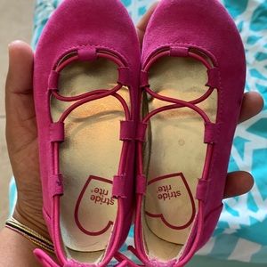 Toddler stride rite shoes